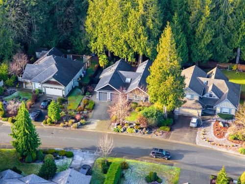 2598 Kinnoull Cres, Mill Bay, BC, V8H1H3 | Card Image