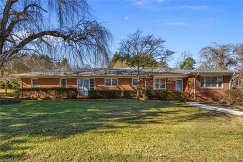 252 Lucerne Ln, Winston-Salem, NC, 27104-2917 | Card Image