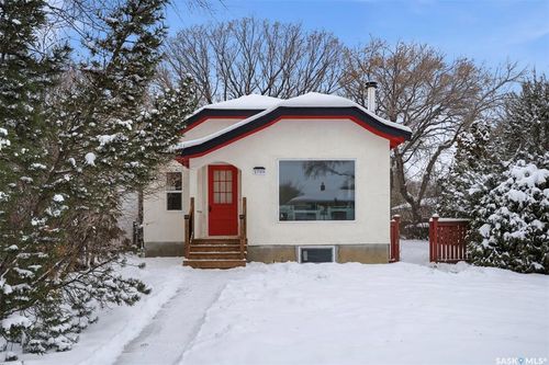 1709 Av E N, Saskatoon, SK, S7L1V3 | Card Image