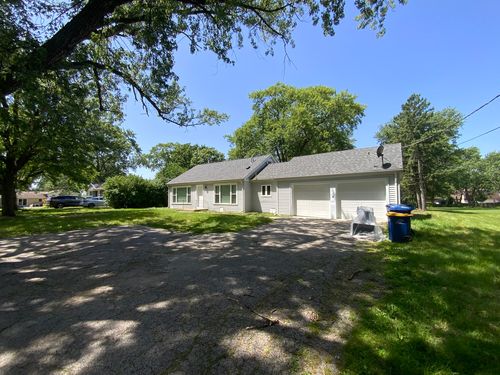 340 Sanders Rd, Northbrook, IL, 60062-1108 | Card Image