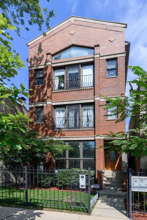 1-3041 N California Ave, Chicago, IL, 60618-7005 | Card Image