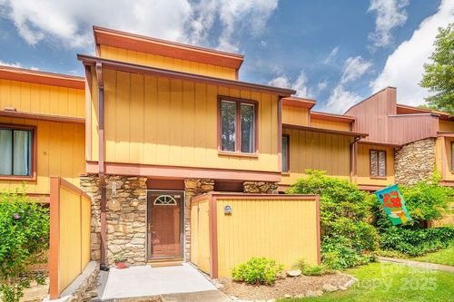 118 Colony Dr, Arden, NC, 28704-3169 | Card Image