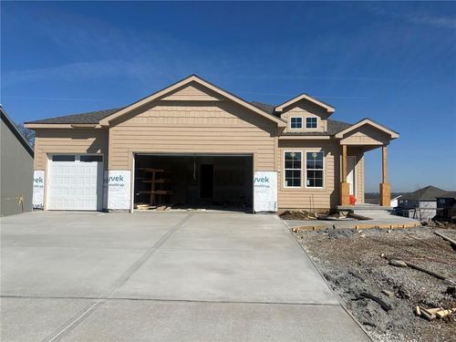 24940 W 145th St, Olathe, KS, 66061-5209 | Card Image