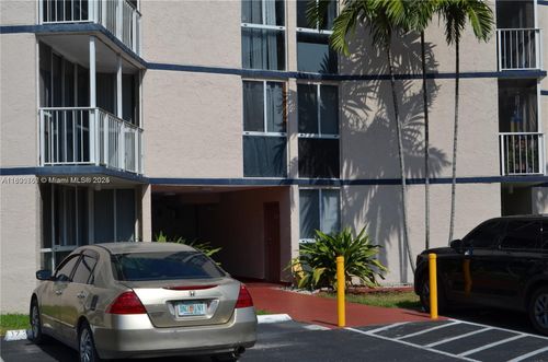 apt-b403-7125 Nw 186th St, Hialeah, FL, 33015-3012 | Card Image