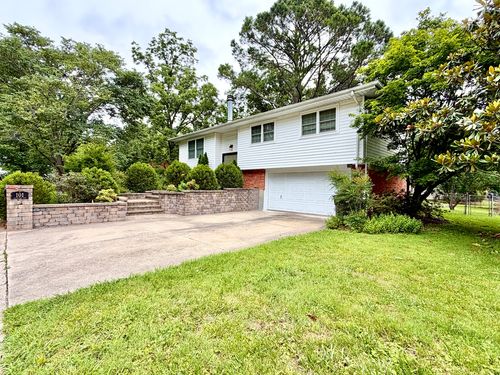 101 N Rod Ln, Carbondale, IL, 62901-2031 | Card Image