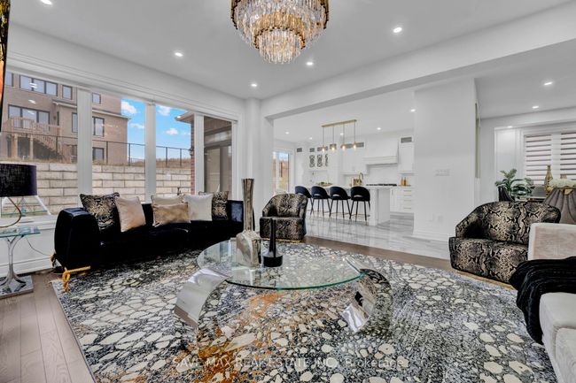 112 Holland Vista St, House other with 5 bedrooms, 4 bathrooms and 2 parking in Holland Landing ON | Image 11