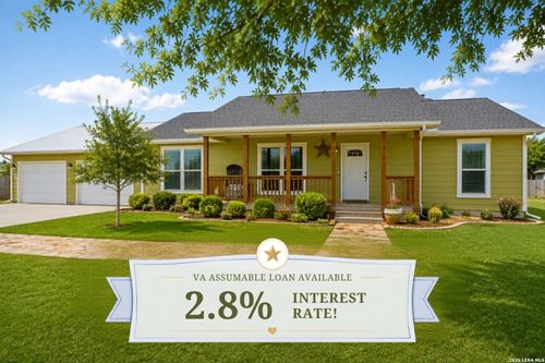 20051 Senior Rd, Von Ormy, TX, 78073-4996 | Card Image