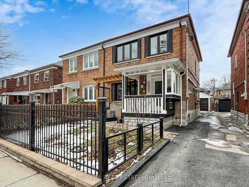 96 Highfield Rd, Toronto, ON, M4L2V1 | Card Image