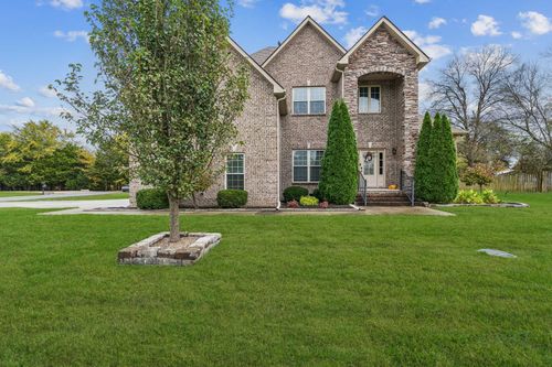 4424 Thoroughbred Ln, Murfreesboro, TN, 37127-6527 | Card Image