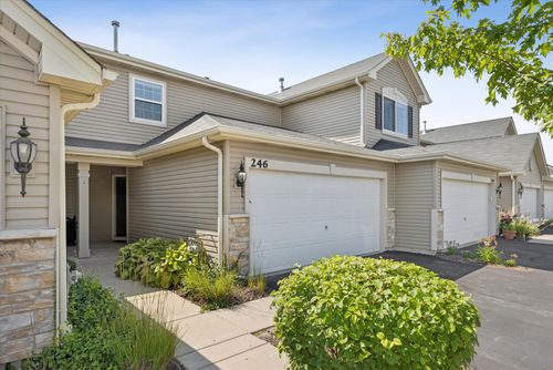 246 Wild Meadow Ln, Woodstock, IL, 60098-7624 | Card Image