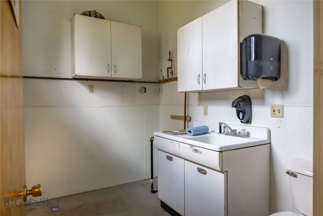 228 Big Timber Loop Rd, Home with 0 bedrooms, 0 bathrooms and null parking in Big Timber MT | Image 44