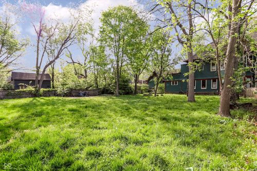 799 Woodruff Place Middle Drive, Indianapolis, IN, 46201 | Card Image