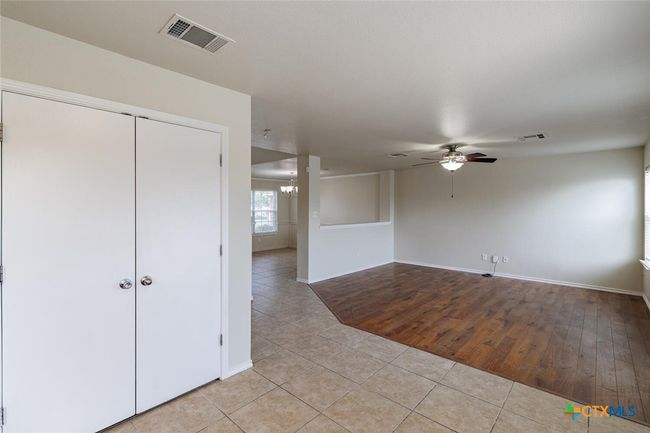 157 Brickyard Ln, House other with 4 bedrooms, 3 bathrooms and null parking in Jarrell TX | Image 9