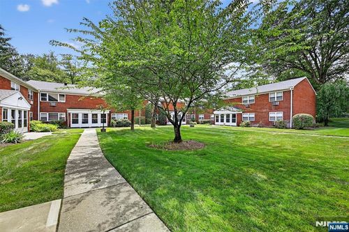 64 Regency Park, Ramsey, NJ, 07446 | Card Image
