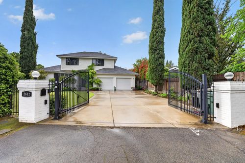 2612 Huntington Road, Sacramento, CA, 95864 | Card Image