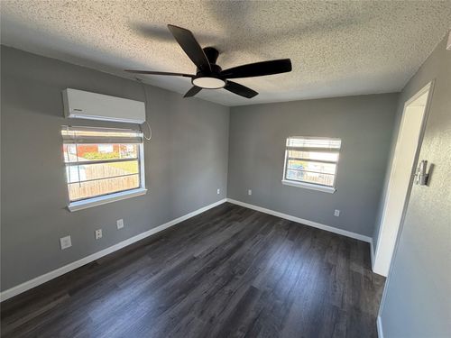 apt-2-5616 Avenue R, Galveston, TX, 77551-5588 | Card Image