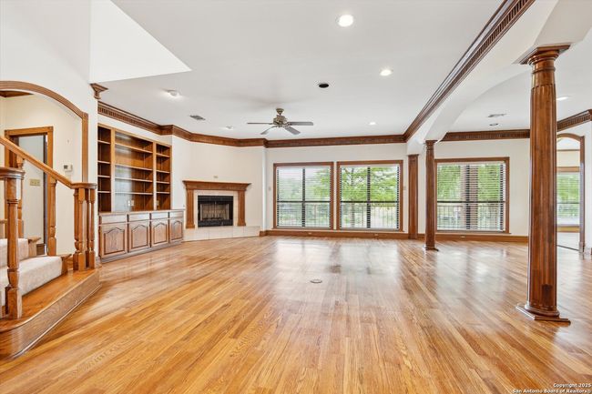 640 Woodlake Dr, House other with 5 bedrooms, 5 bathrooms and null parking in Mcqueeney TX | Image 10