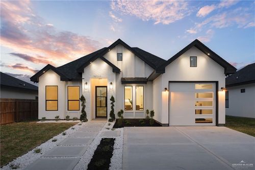 10924 N Baylie Bear Dr, Edinburg, TX, 78541-2076 | Card Image