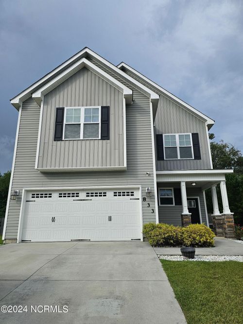 833 Tuscarora Trl, Jacksonville, NC, 28546-6402 | Card Image