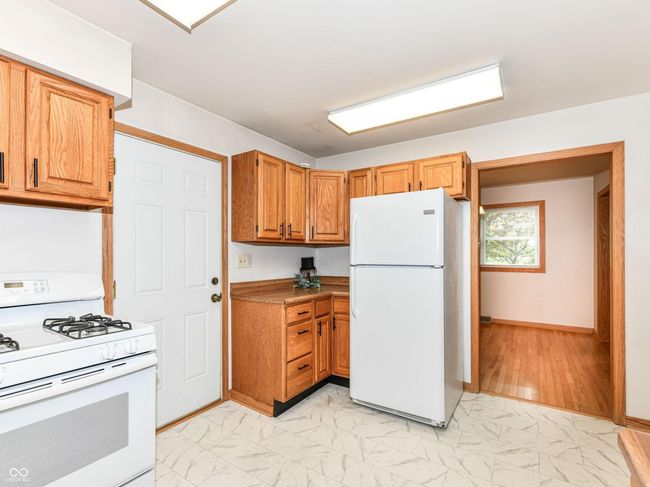 6113 N 250 E, House other with 4 bedrooms, 2 bathrooms and null parking in Greenfield IN | Image 16