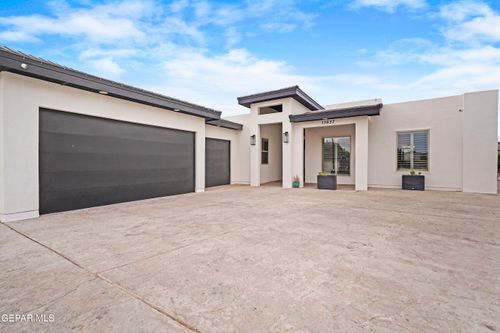 13637 Chepstow Court, Horizon City, TX, 79928 | Card Image
