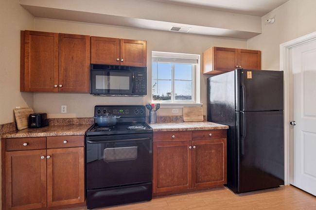 APT-1210 - 13560 Technology Dr, Condo with 2 bedrooms, 2 bathrooms and null parking in Eden Prairie MN | Image 14