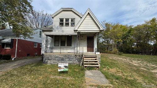 15039 Mapleridge St, Detroit, MI, 48205-3024 | Card Image