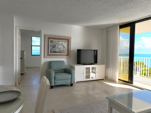 apt-601-2000 Coco Plum Dr, Marathon, FL, 33050-4023 | Card Image