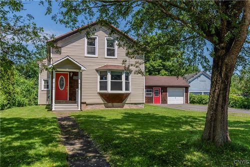 7311 E Main St, Westmoreland, NY, 13490-7701 | Card Image