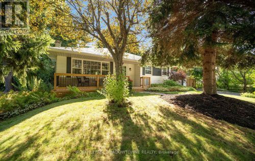 10182 Tenth Line, Norval, ON, L0P1K0 | Card Image