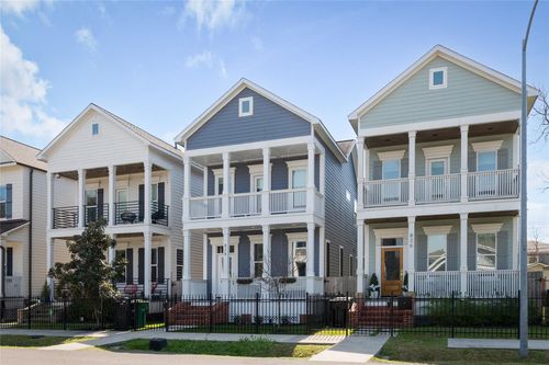 828 E 28th St, Houston, TX, 77009-1022 | Card Image