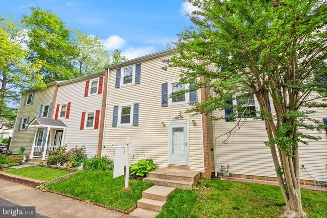 4932 Tibbitt Ln, Townhouse with 3 bedrooms, 3 bathrooms and null parking in BURKE VA | Image 4