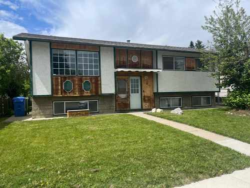 5116 47 St, Rocky Mountain House, AB, T4T1M4 | Card Image
