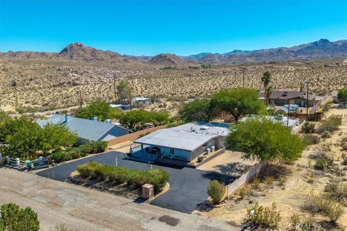61833 Alta Mesa Dr, Joshua Tree, CA, 92252-2600 | Card Image