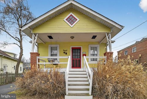 2403 Burke Ave, ALEXANDRIA, VA, 22301-1168 | Card Image