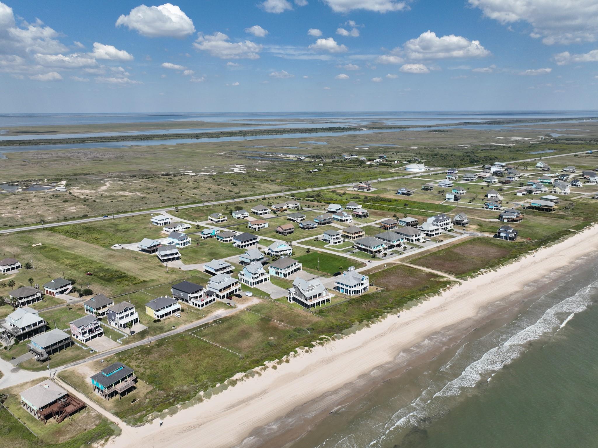 Residential in Crystal Beach 4