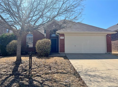 3236 Crofton Dr, Fort Worth, TX, 76137-6649 | Card Image