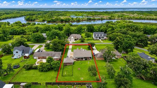509 Pecan Loop Dr, Baytown, TX, 77523-8930 | Card Image