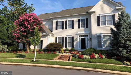 300 Deep Trail Ln, ROCKVILLE, MD, 20850-7770 | Card Image