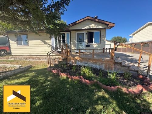 1426 E Pershing Ave, Riverton, WY, 82501-3831 | Card Image