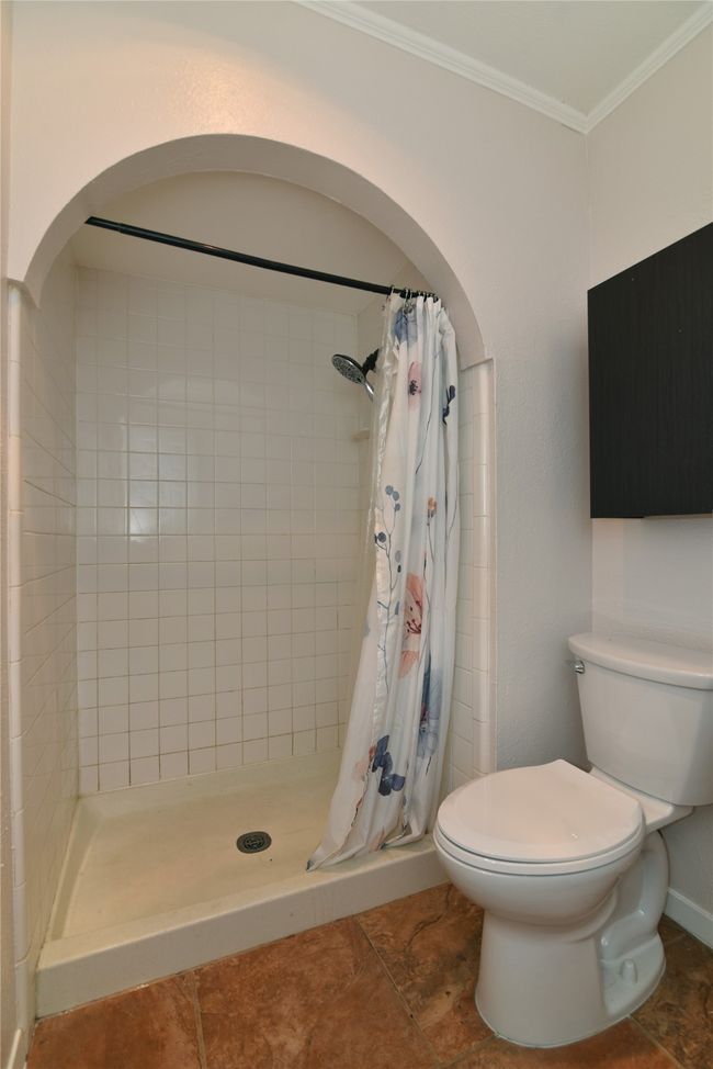 Master Bath | Image 16