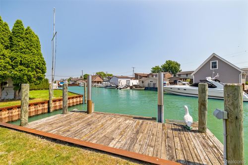 35772 Bal Clair St, New Baltimore, MI, 48047-2408 | Card Image