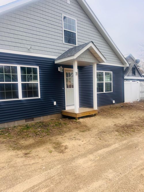 1006 Bruce St, Mt Pleasant, MI, 48858-1426 | Card Image