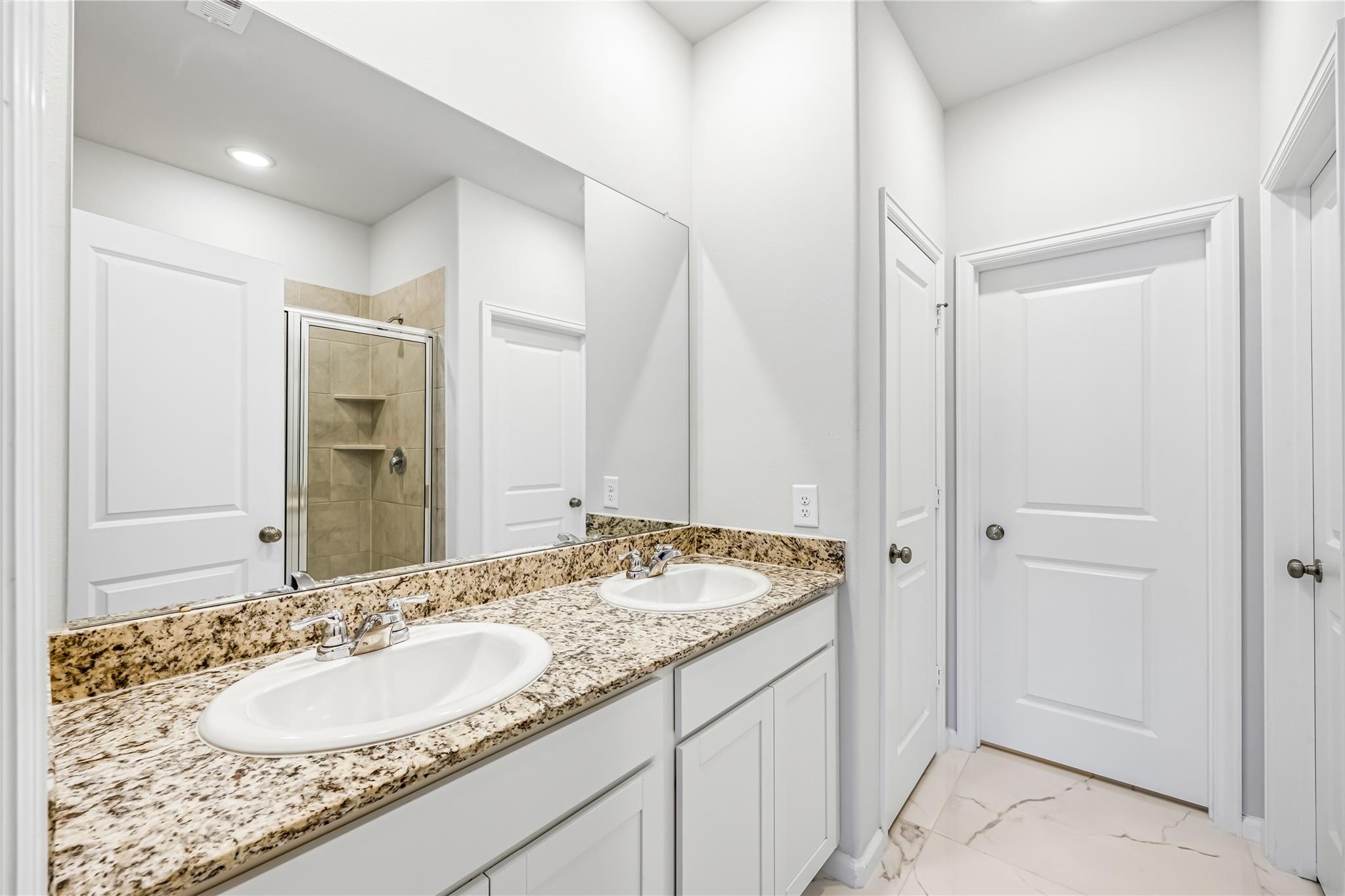 Residential Lease in Magnolia 2