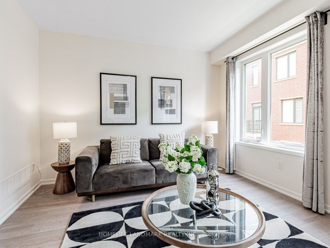 25 Origin Way, House attached with 4 bedrooms, 3 bathrooms and 1 parking in Maple ON | Image 6