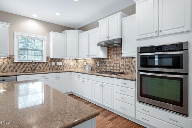 Kitchen | Image 19