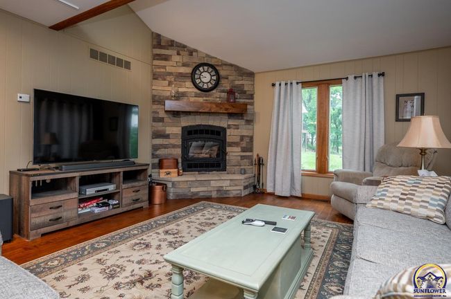 8231 Mike O Vince Rd, House other with 5 bedrooms, 4 bathrooms and null parking in Ozawkie KS | Image 22