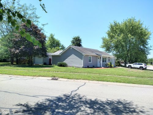 1447 Rebecca Ln, Franklin, IN, 46131-9574 | Card Image