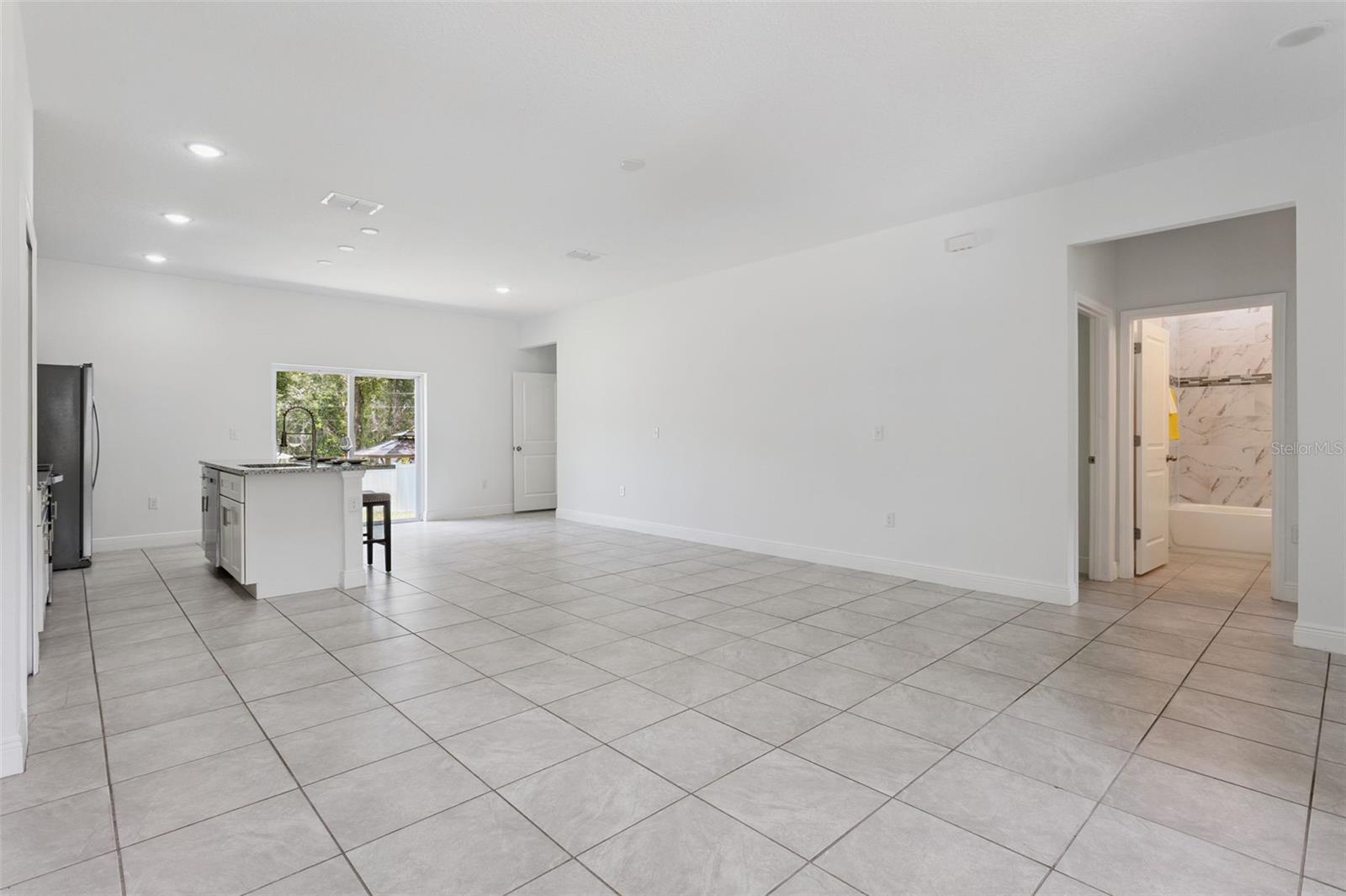 Residential in CITRUS SPRINGS 5