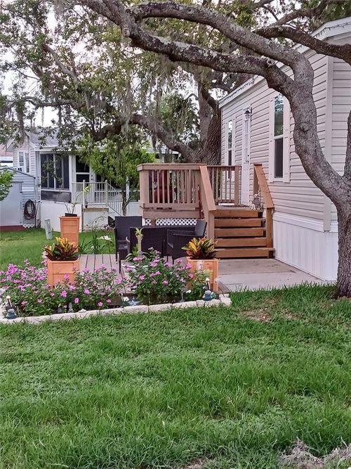 9438 Gray Fox Dr, WEEKI WACHEE, FL, 34613-3970 | Card Image